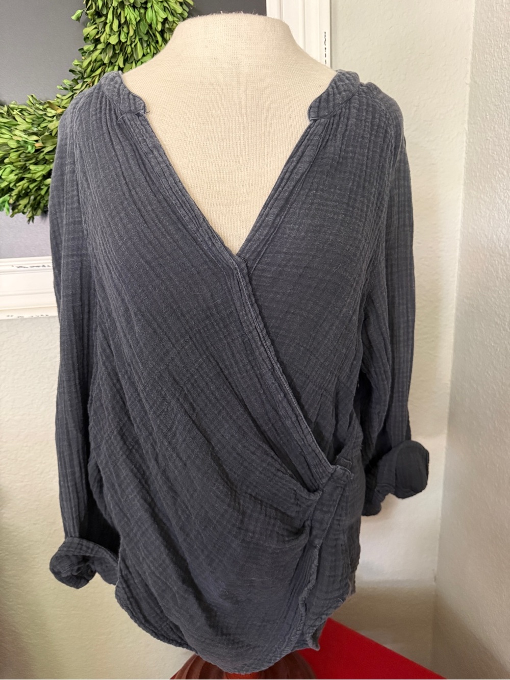 We The Free People Night Dreams Gauze Wrap Top Washed Black - Size XS - Picture 2 of 6
